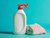 White vinegar cleaning solution